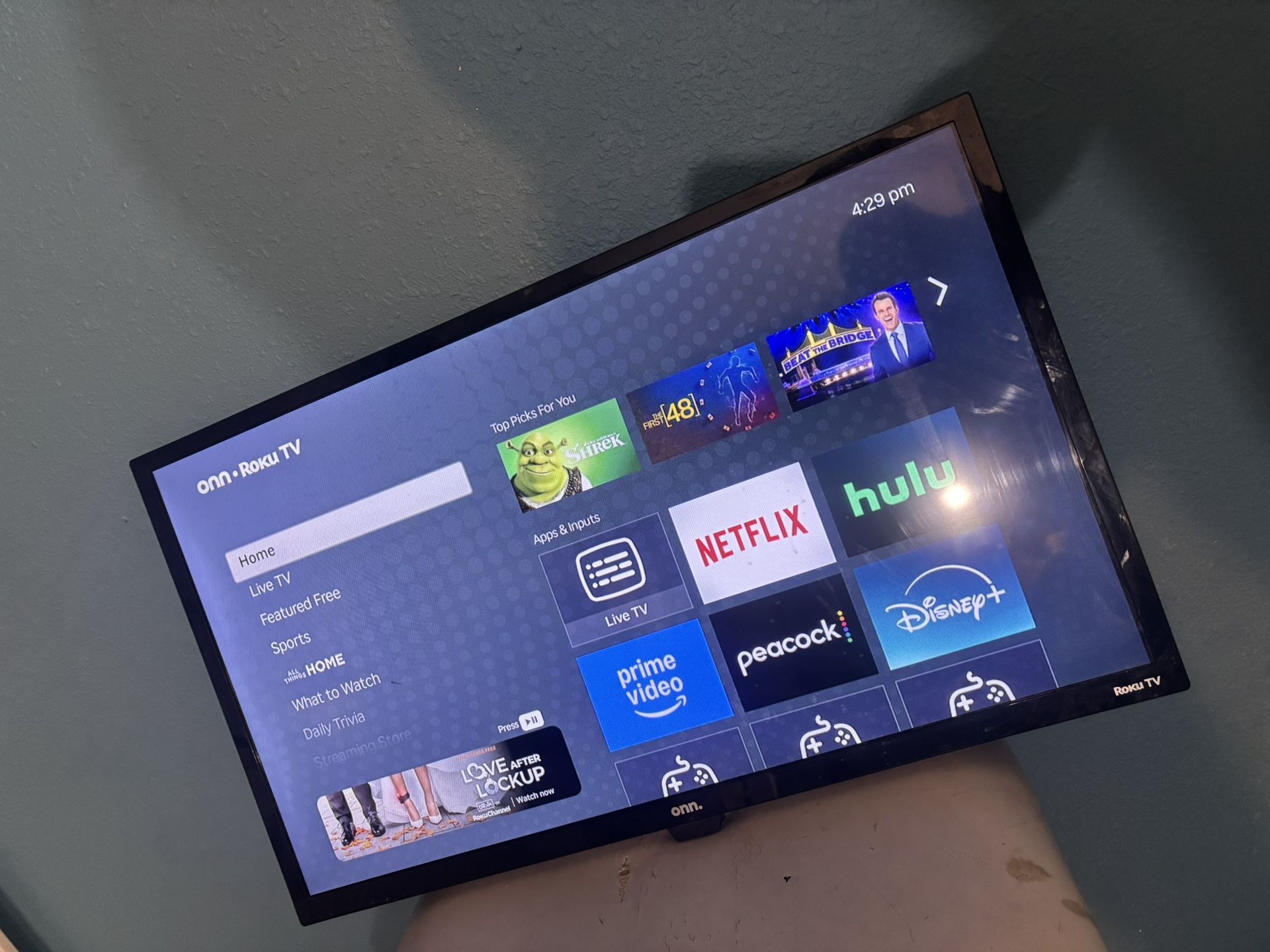 32” Roku