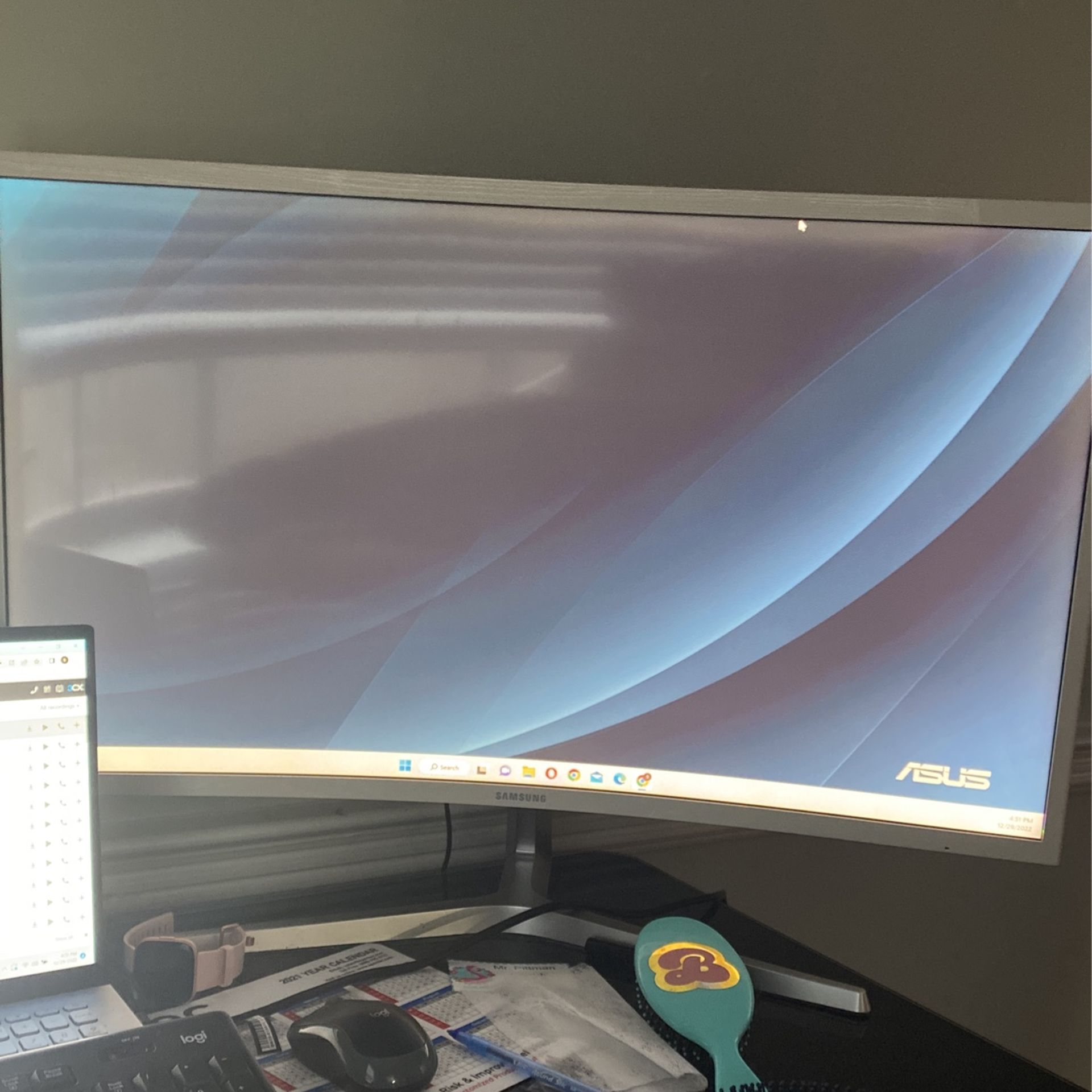 Curved Samsung 42 In Monitor