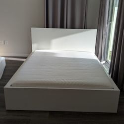 Ikea bed frame and mattress queen size