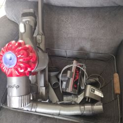 Dyson Vacuum Needs Battery 