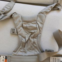 Ergobaby Carrier