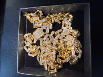 Gold plated cuban link chain