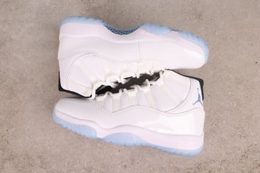 Jordan 11 Retro 'Legend Blue  Columbia' 2024