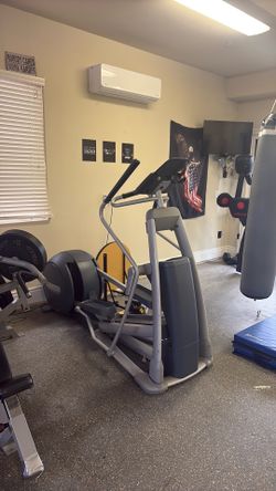 Precor USA Commercial Elliptical