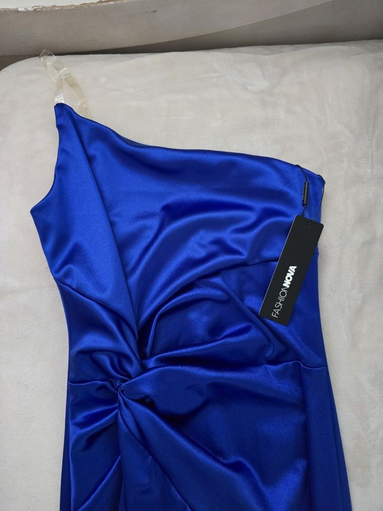 FHASHION NOVA DREES NEW