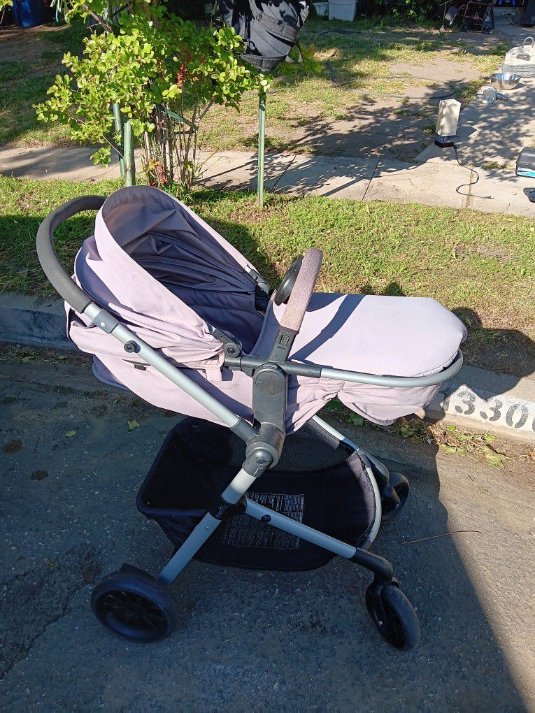 !! Bassinet  Baby Stroller Evenflo 