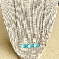 🦋 Pretty turquoise cats eye beaded necklace