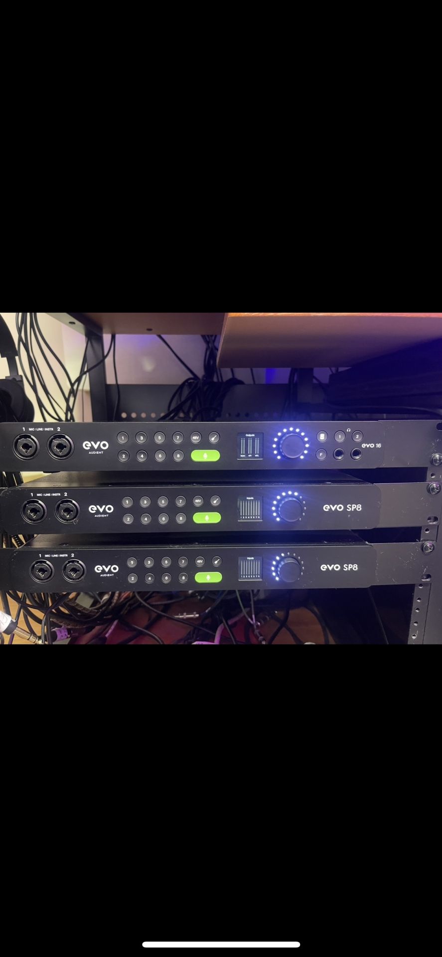 Audient Evo 16,and 2 Audient Sp8 With Rack Ear Kit