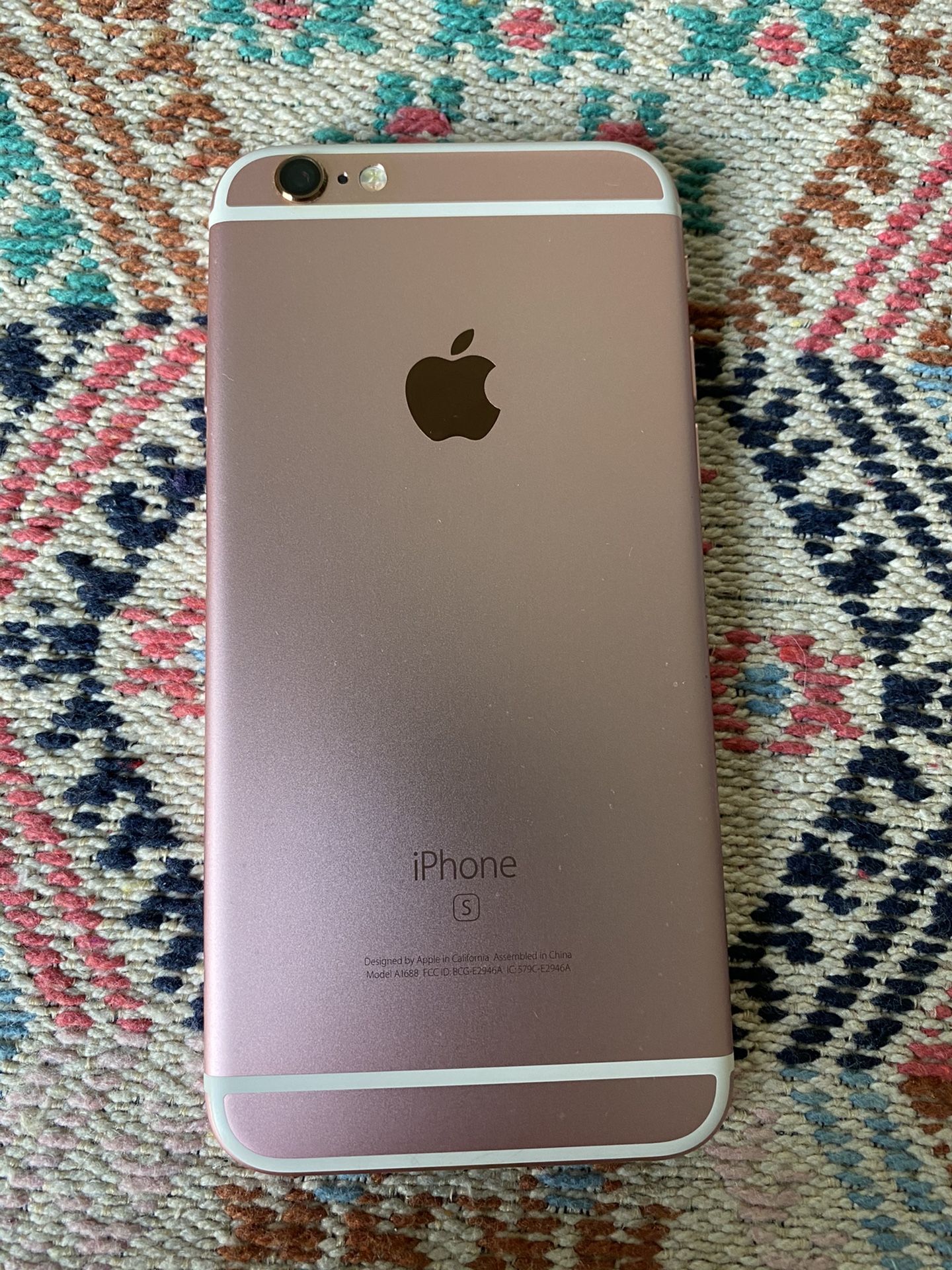 Apple iPhone 6S 64GB Rose Gold Unlocked in Excellent Condition