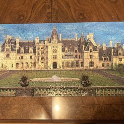 Biltmore Panoramic Jigsaw Puzzle. 