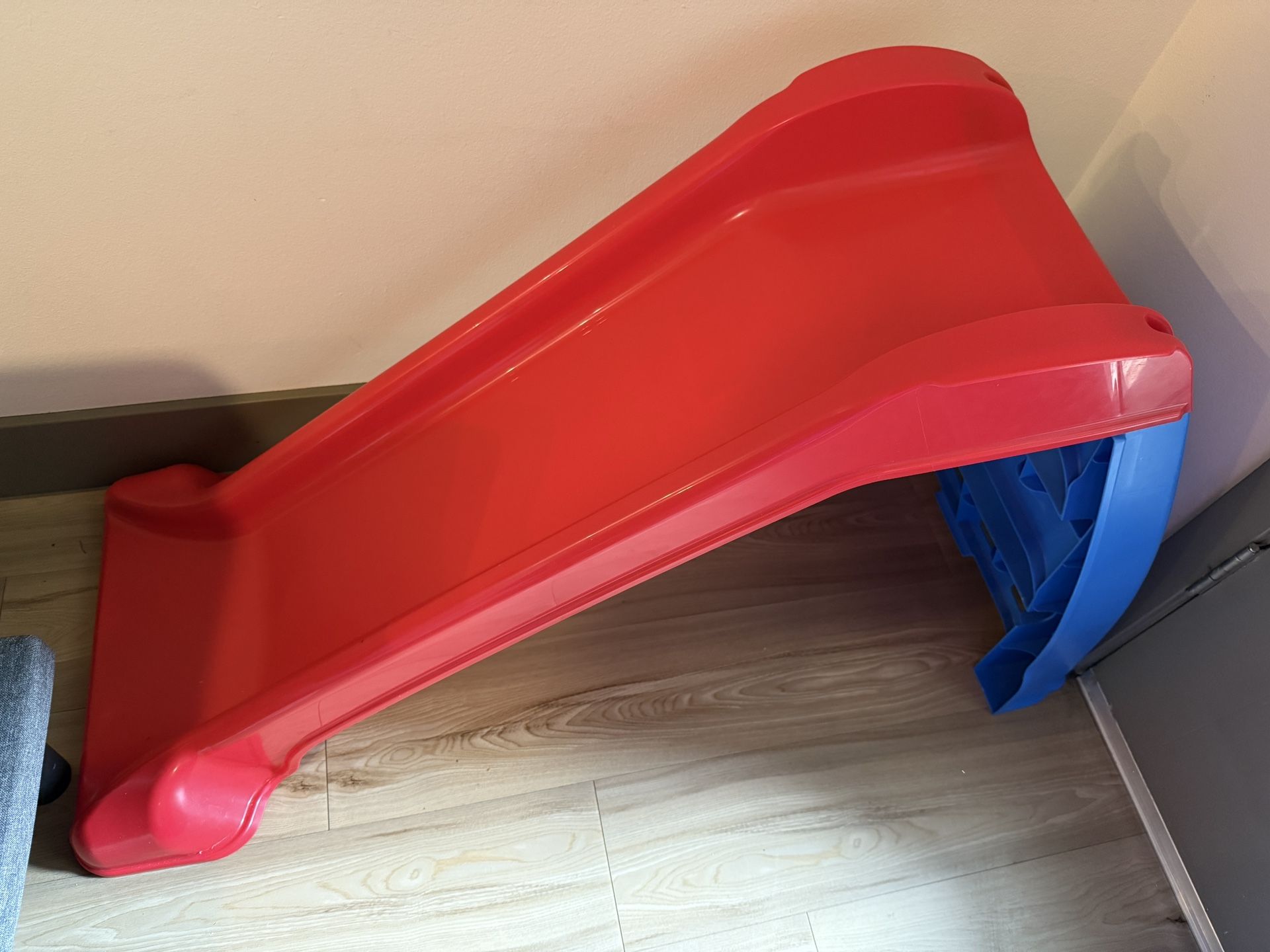 Little Tikes - My First Slide For Kids