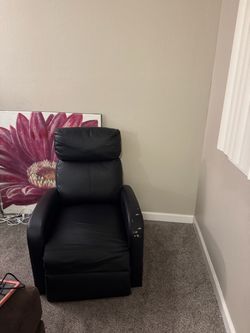 Black Leather Recliner Chair