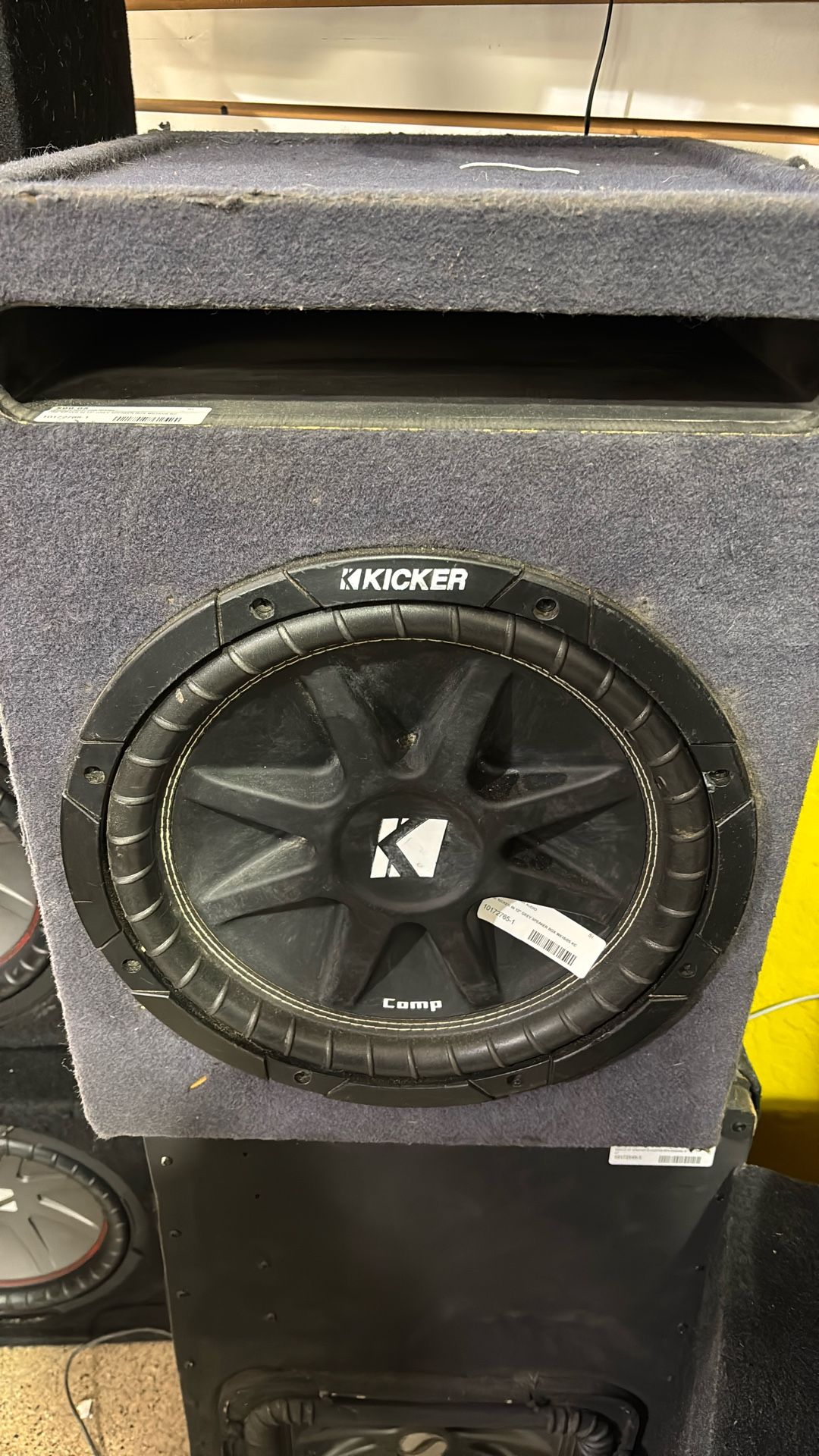 Single 12” Kicker Comp In Enclosed Car Speaker Box Car Audio Car Speaker