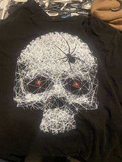 Skull T-shirt
