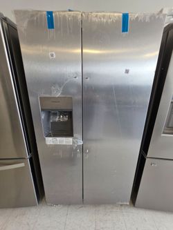 Frigidaire side by side New Scratch and Dent