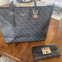 Guess Purse & Wallet Set