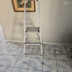 Step Ladder 