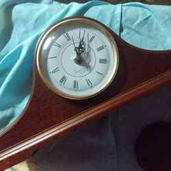Mantle Clock