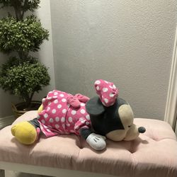 Minnie Mouse $15 Good Condition