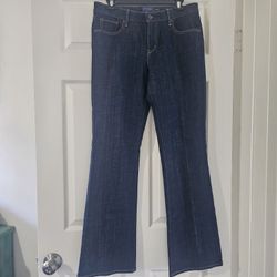 Levis Demi Curve Classic Boot Cut Jeans