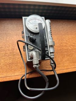 1950s Detectron DG-7 portable radiation detector and Geiger counter.