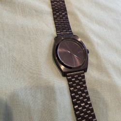 Nixon Minimal Watch