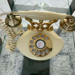 French Rotary Lady’s Dial Princess Phone. Vintage Antique Telephone For Use Or Display. 