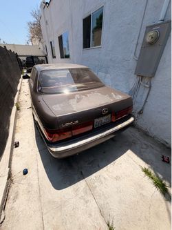 1991 Lexus LS400