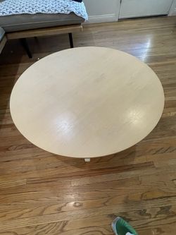 Floyd coffee table