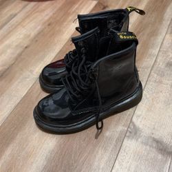 Size 12 Dark Martins. $25