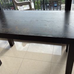 FREE DESK