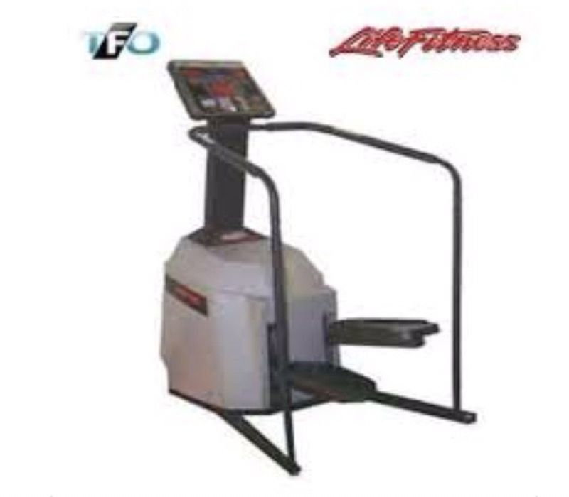Life Fitness LifeStep 9500HR Stepper Exercise Step Stair Gym Workout Equipment