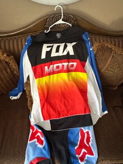Fox Racing 180 Moto Jersey and Pants Set