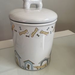 Dog Treat Canister. Stoneware – No Cracks Or Chips. Cash Only Pick Up In San Francisco.