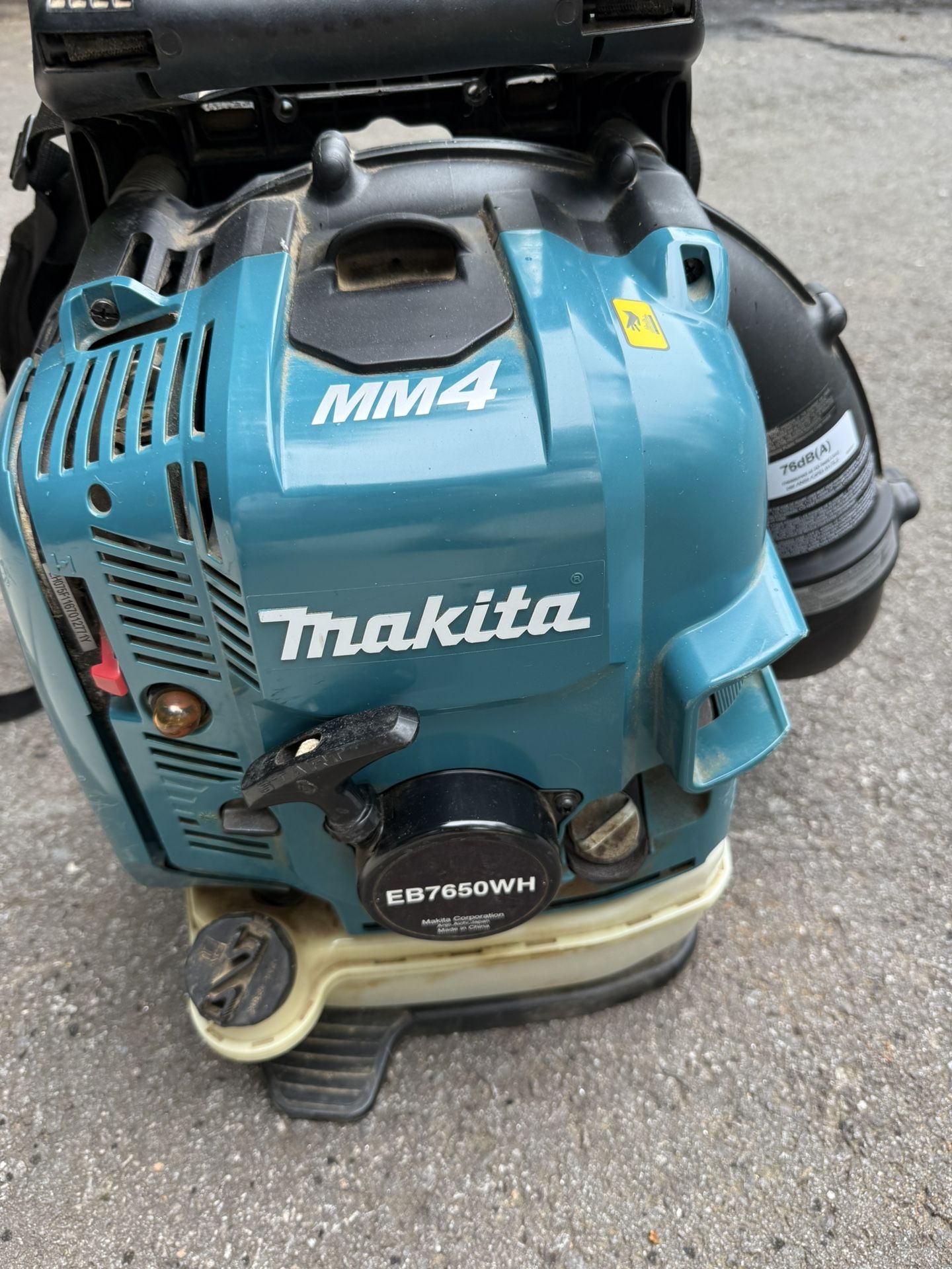 Makita 4 Stroke Leaf Blower