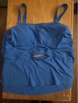 Women’s bathing suit tops
