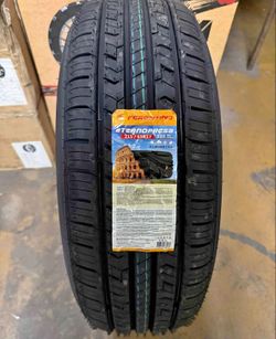 215/65/17 Llantas Nuevas Disponibles
