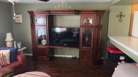 Tv stand/ entertainment