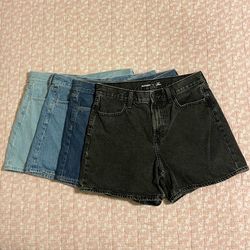 Old Navy Women’s 8 Wow Baggy Shorts Bundle