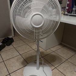Lasko FAN