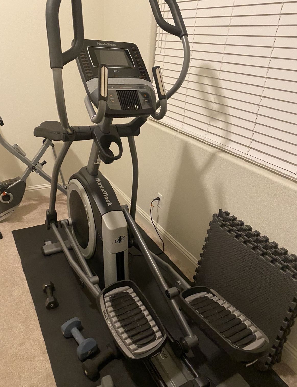 NordicTrack Elliptical 9.9