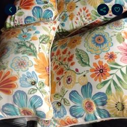 Pillow Perfect Company.