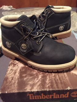 Timberlands navy blue classics size 2