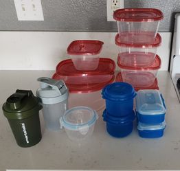 Storage Containers (14 pieces)