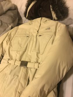 Stylish, Girls size ~XL "North Face" jacket. PUO