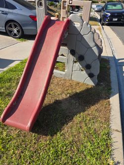 Free Jungle gym slide