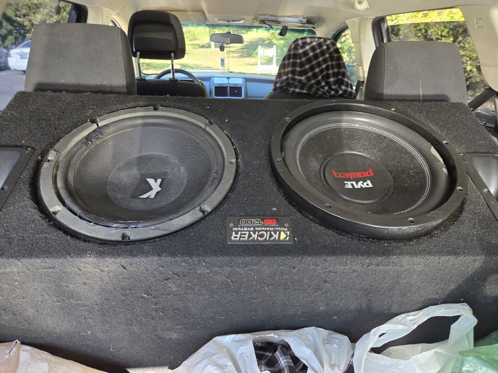 Two 12-in Subs And Kicker Old School Box