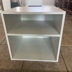 Versatile Storage Cube With Adjustable Shelf