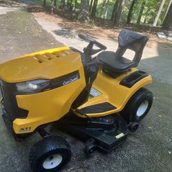 50in Cub Cadet Like New! Retail$2800