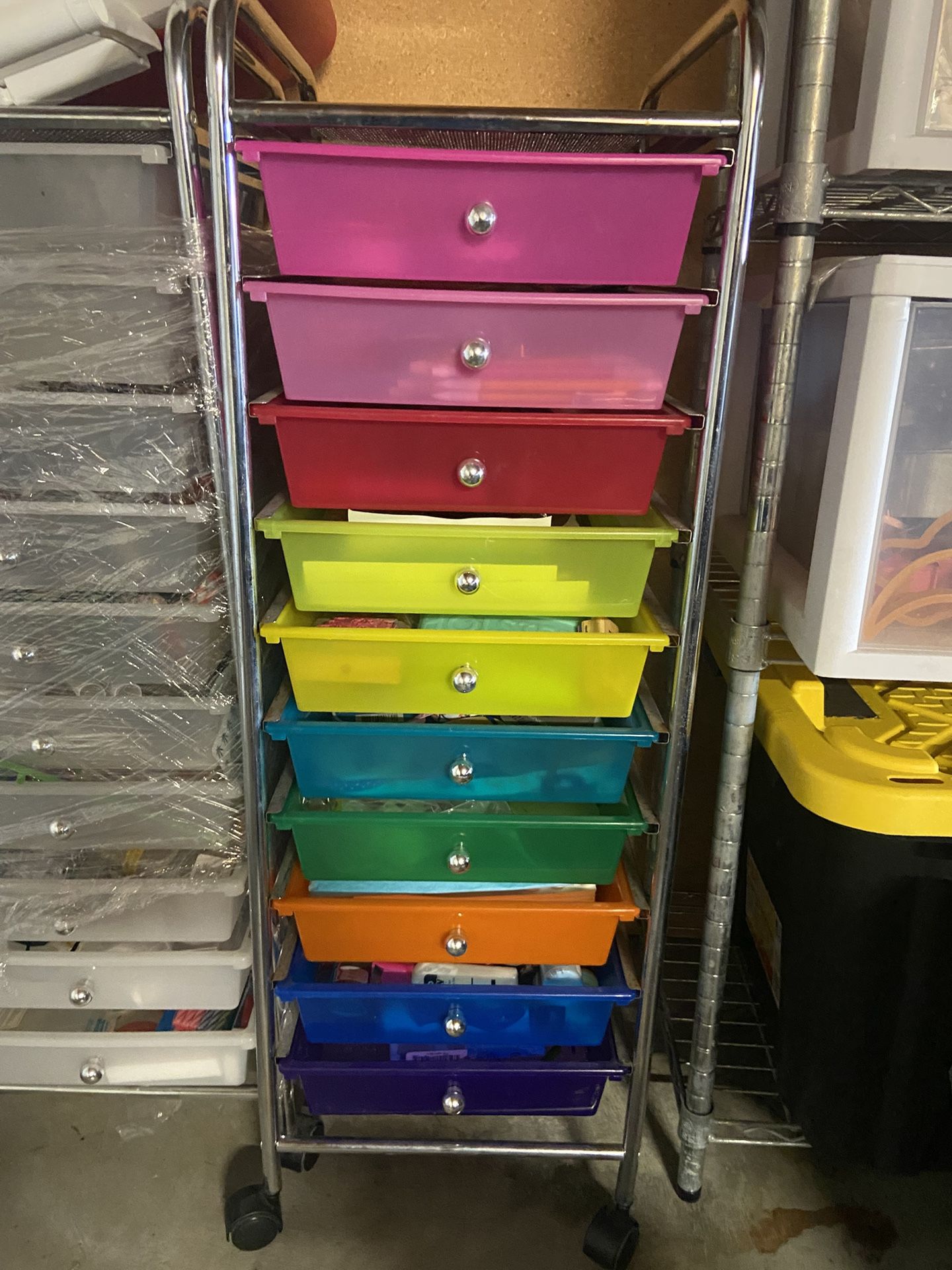 10 Drawer Rolling Cart